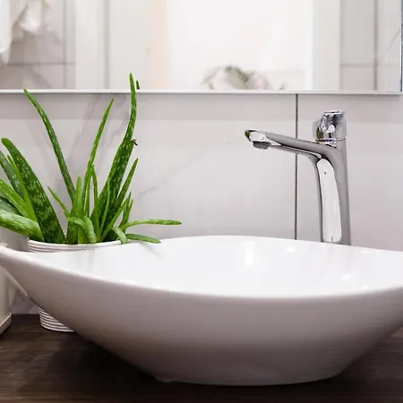 Plaza 4* بومبيي