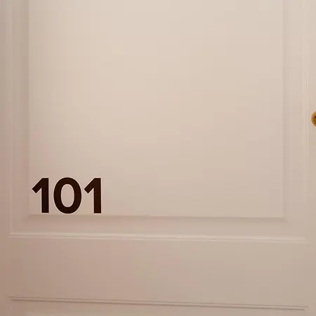 فندق مبيت وإفطار Plaza بومبيي