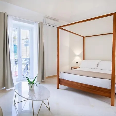 Plaza Bed and breakfast