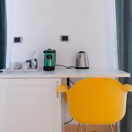 Couette-café Plaza Pompéi