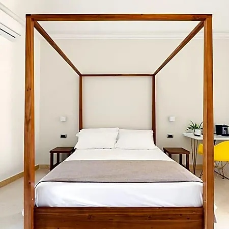 Bed & Breakfast Plaza 4*