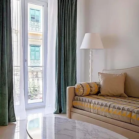 Plaza 4* Pompéi