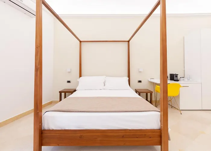 Plaza Bed & Breakfast