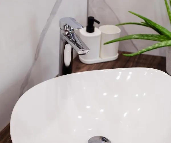 Plaza 4* Πομπηία