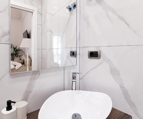 Bed & Breakfast Plaza